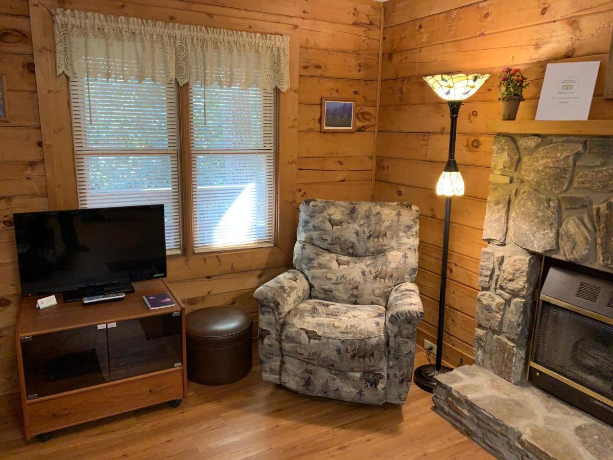 Misty Creek Log Cabins Maggie Valley Exterior foto
